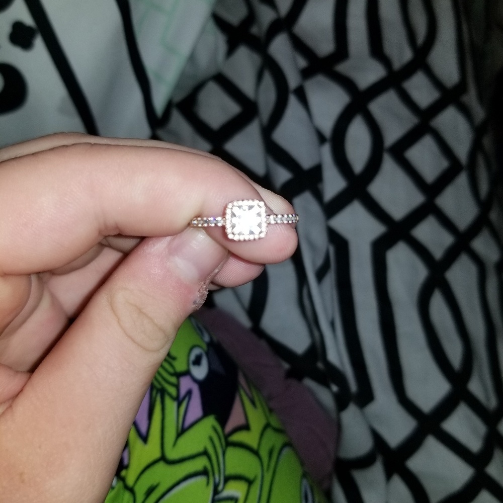 Pandora ring